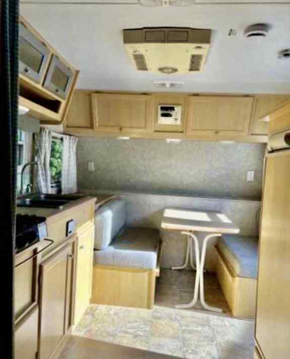 2005 Gulf Stream Ameri-Lite Travel Trailer For Sale