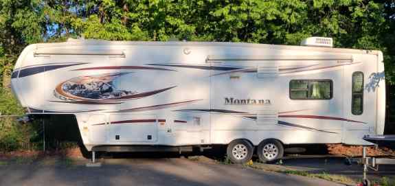 2012 Keystone Montana 3100RL 5th Wheel For Sale