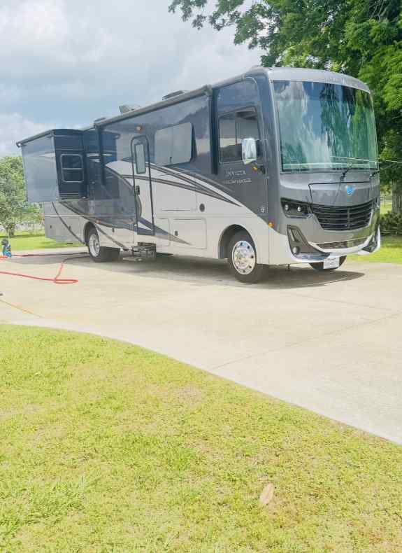 2021 Holiday Rambler Invicta 33HB For Sale 2021 Holiday Rambler Invicta 33HB For Sale