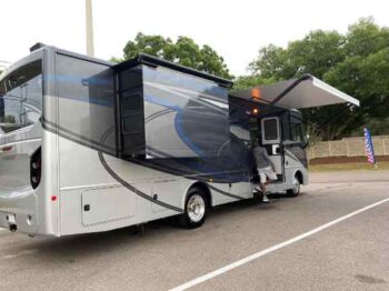 2021 Holiday Rambler Invicta 33HB For Sale