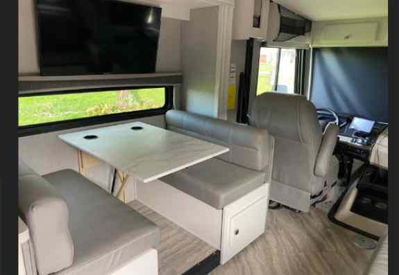2021 Holiday Rambler Invicta 33HB For Sale 2021 Holiday Rambler Invicta 33HB For Sale