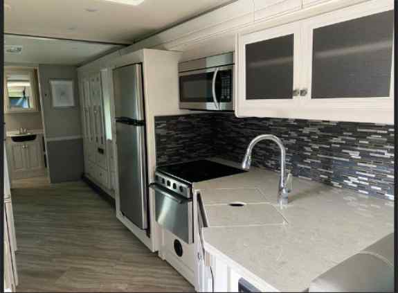 2021 Holiday Rambler Invicta 33HB For Sale 2021 Holiday Rambler Invicta 33HB For Sale