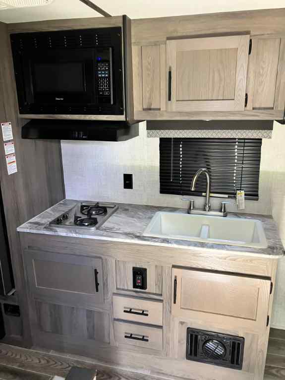 2022 Gulf Stream Ameri-Lite 248BH Camper For Sale