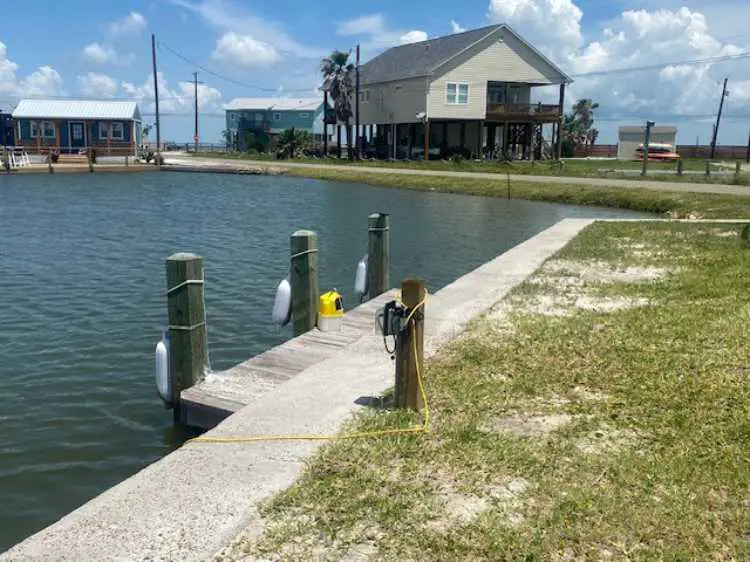 Rockport, Texas RV Lot For Rent - Boat Dock