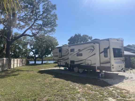 Tarpon Springs, Florida RV Lot For Rent
